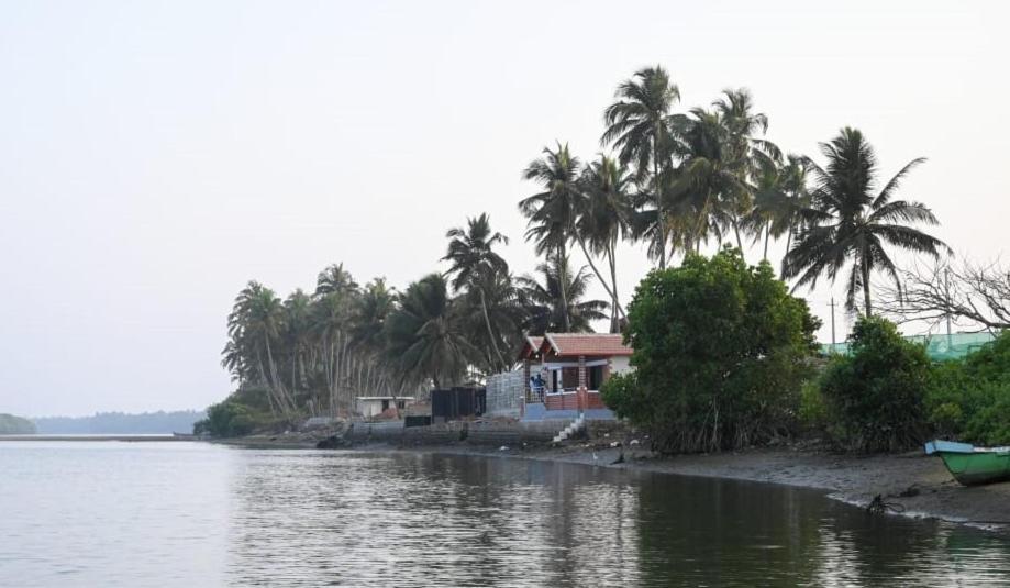 Hotel Reunion Ocean Tides Udupi Exterior foto