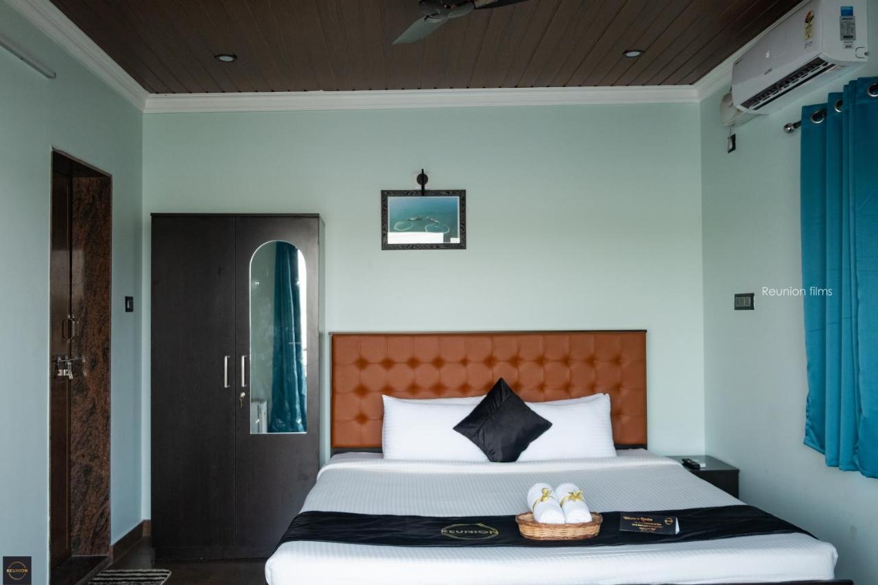 Hotel Reunion Ocean Tides Udupi Exterior foto