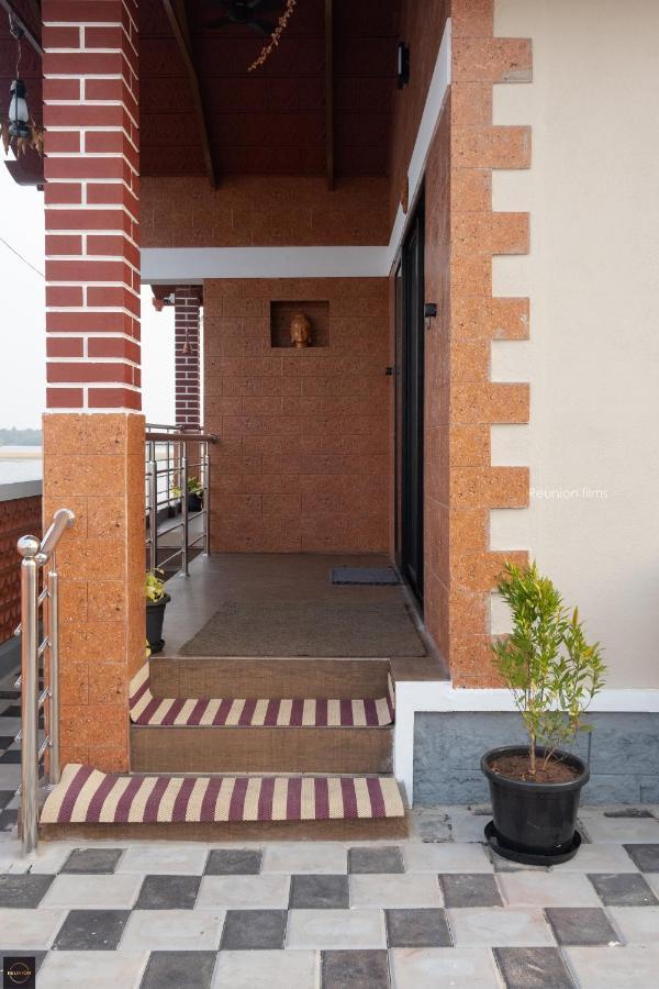 Hotel Reunion Ocean Tides Udupi Exterior foto